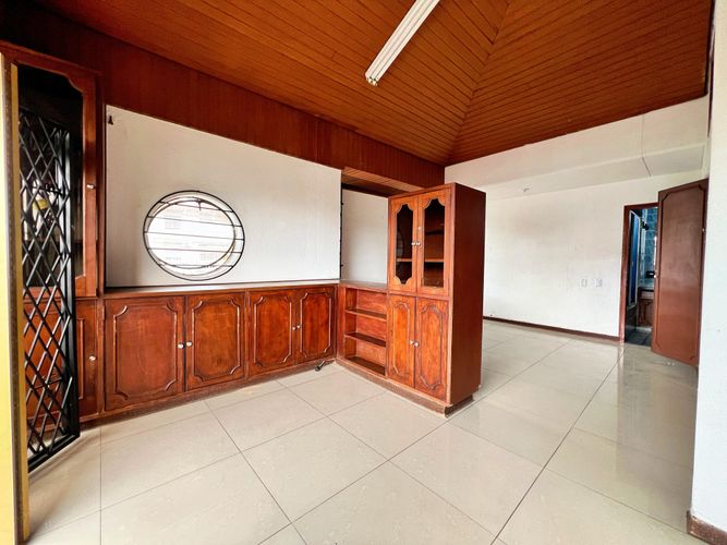 Casa de 5 alcobas en venta en Barzal Bajo Sur, Villavicencio, 350 m² · foto 16 de 24