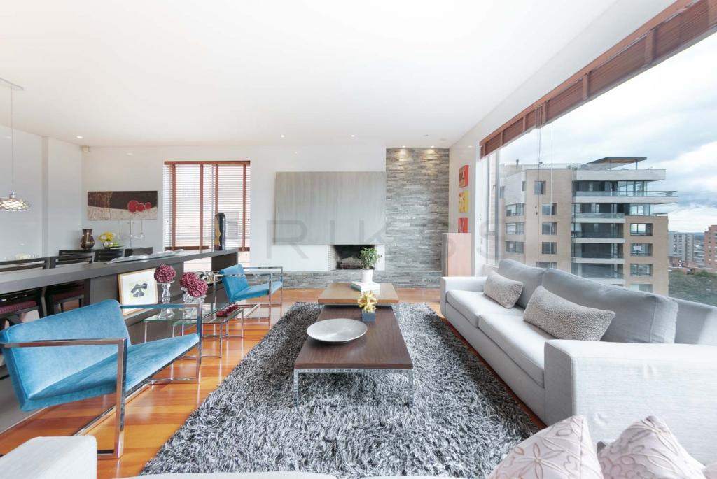 Apartamento en venta en El Refugio, Bogotá · foto 4 de 17