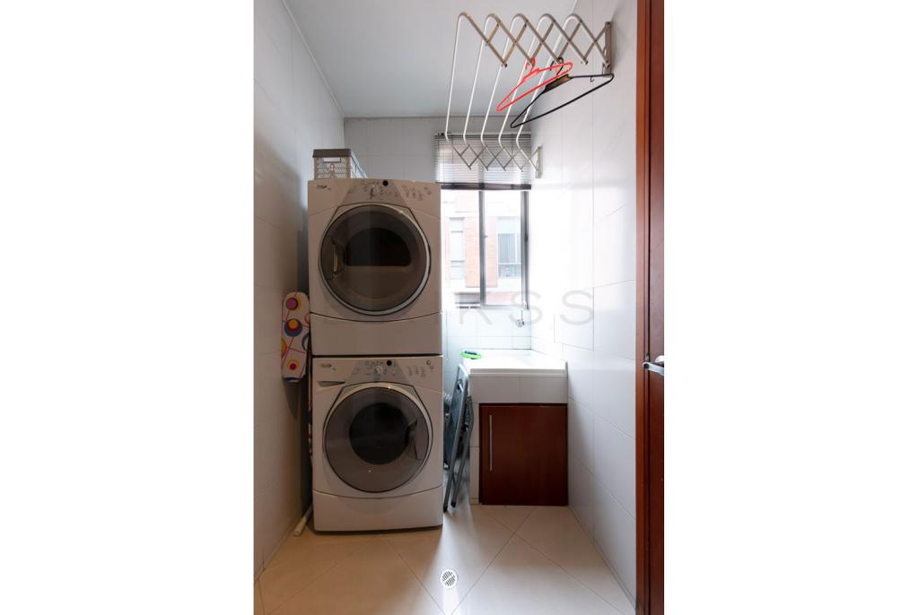 Apartamento en venta en El Refugio, Bogotá · foto 7 de 17