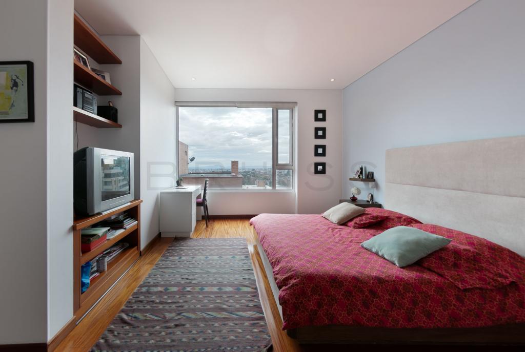 Apartamento en venta en El Refugio, Bogotá · foto 9 de 17