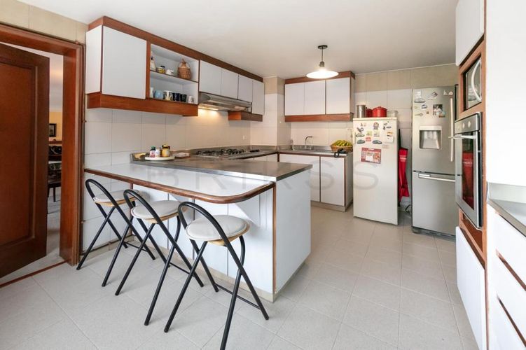 Apartamento de 3 alcobas en venta en La Carolina, Bogotá, 300 m² · foto 9 de 18