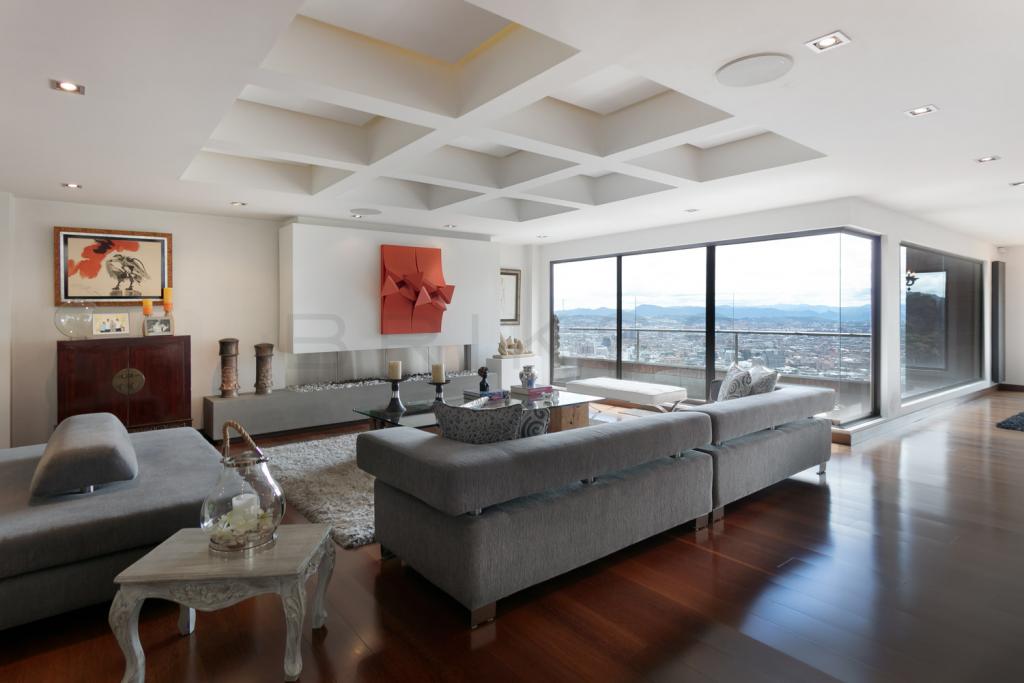 Apartamento en venta en El Refugio, Bogotá · foto 4 de 24