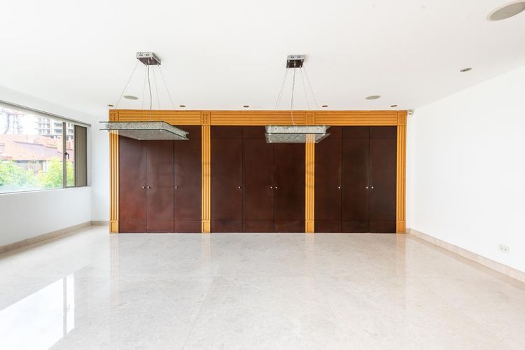 Apartamento de 5 alcobas en venta en Chico Norte, Bogotá, 780 m² · foto 2 de 24