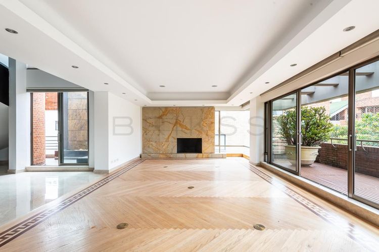Apartamento de 5 alcobas en venta en Chico Norte, Bogotá, 780 m² · foto 3 de 24