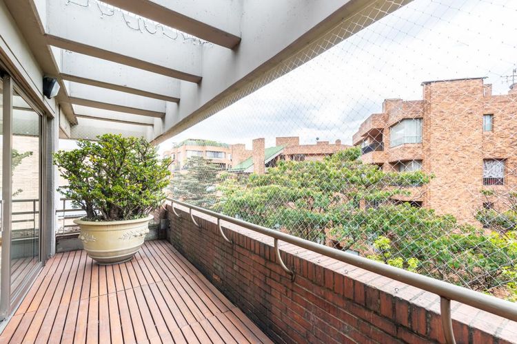 Apartamento de 5 alcobas en venta en Chico Norte, Bogotá, 780 m² · foto 5 de 24