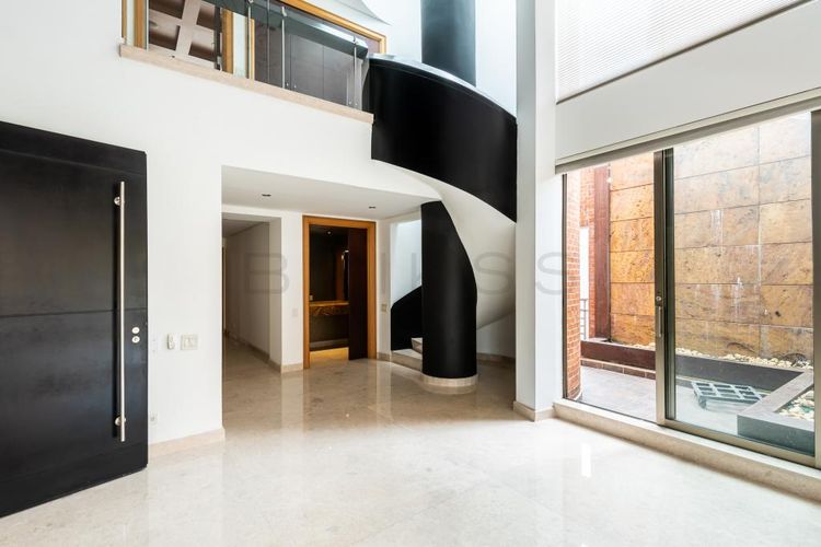 Apartamento de 5 alcobas en venta en Chico Norte, Bogotá, 780 m² · foto 6 de 24