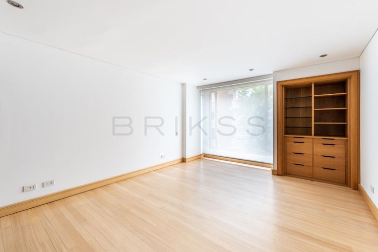 Apartamento de 5 alcobas en venta en Chico Norte, Bogotá, 780 m² · foto 24 de 24