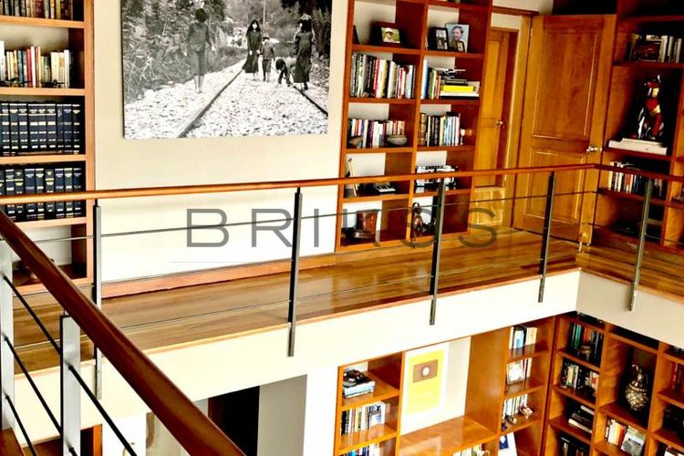 Apartamento de 3 alcobas en venta en La Cabrera, Bogotá, 482 m² · foto 2 de 24