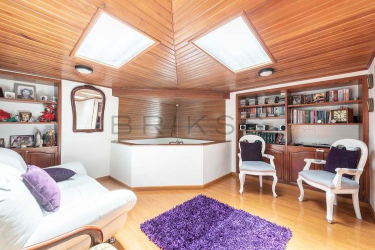 Apartamento de 3 alcobas en venta en Chicó Navarra, Bogotá, 186 m² · foto 11 de 24