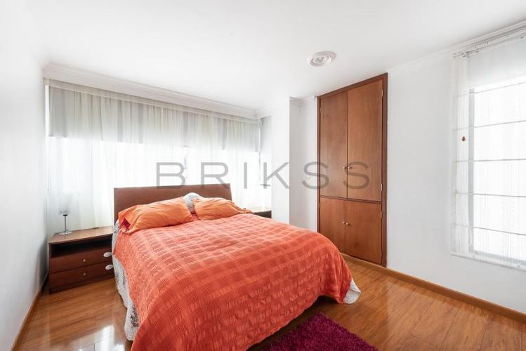 Apartamento de 3 alcobas en venta en Chicó Navarra, Bogotá, 186 m² · foto 20 de 24