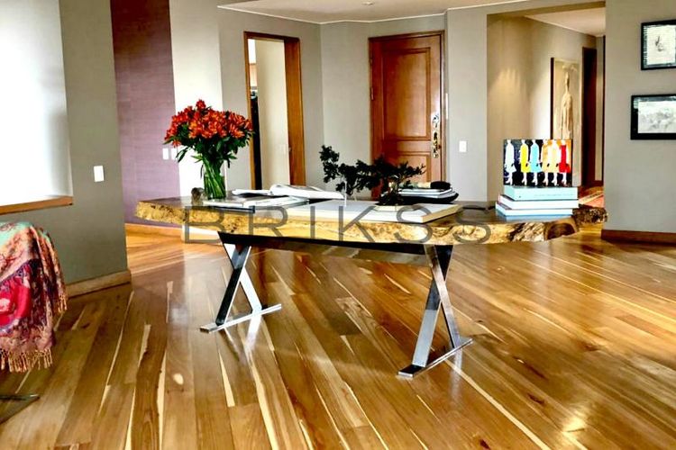 Apartamento de 3 alcobas en venta en La Cabrera, Bogotá, 482 m² · foto 21 de 24