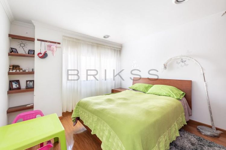 Apartamento de 3 alcobas en venta en Chicó Navarra, Bogotá, 186 m² · foto 22 de 24