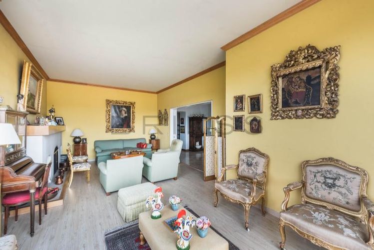 Apartamento de 3 alcobas en venta en Club De Los Lagartos, Bogotá, 242 m² · foto 2 de 19