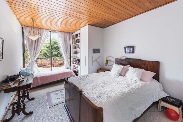 Apartamento de 3 alcobas en venta en Club De Los Lagartos, Bogotá, 242 m² · foto 15 de 19