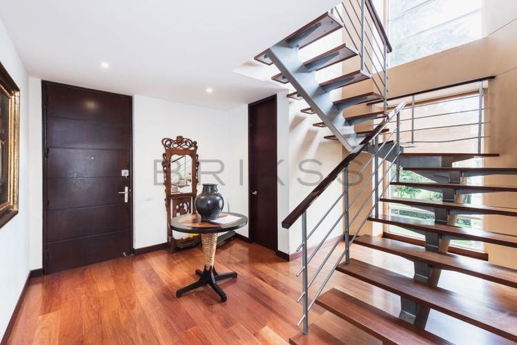 Apartamento de 3 alcobas en venta en Bosque Medina, Bogotá, 275 m² · foto 2 de 21