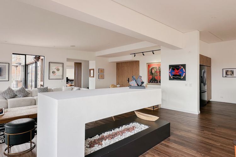 Apartamento de 4 alcobas en venta en Los Rosales, Bogotá, 354 m² · foto 7 de 24