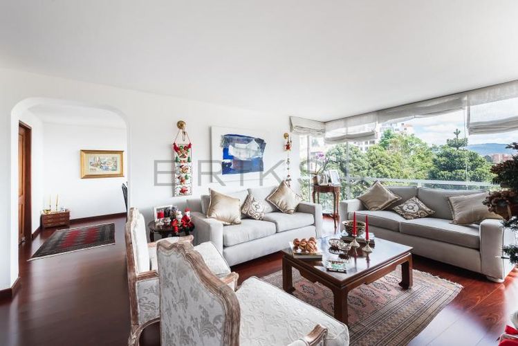 Apartamento en venta en Gratamira, Bogotá · foto 2 de 16