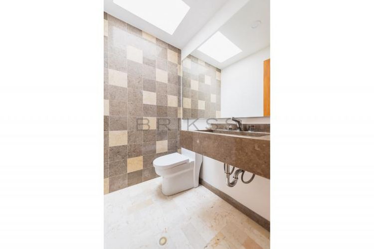 Apartamento de 3 alcobas en venta en San Patricio, Bogotá, 244 m² · foto 7 de 19