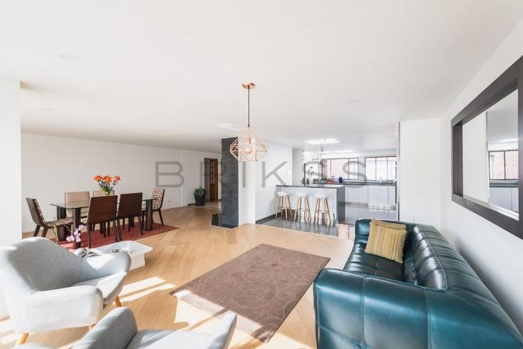 Apartamento de 3 alcobas en venta en San Patricio, Bogotá, 244 m² · foto 8 de 19