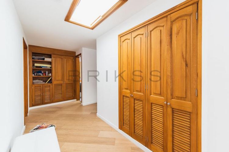 Apartamento de 3 alcobas en venta en San Patricio, Bogotá, 244 m² · foto 14 de 19