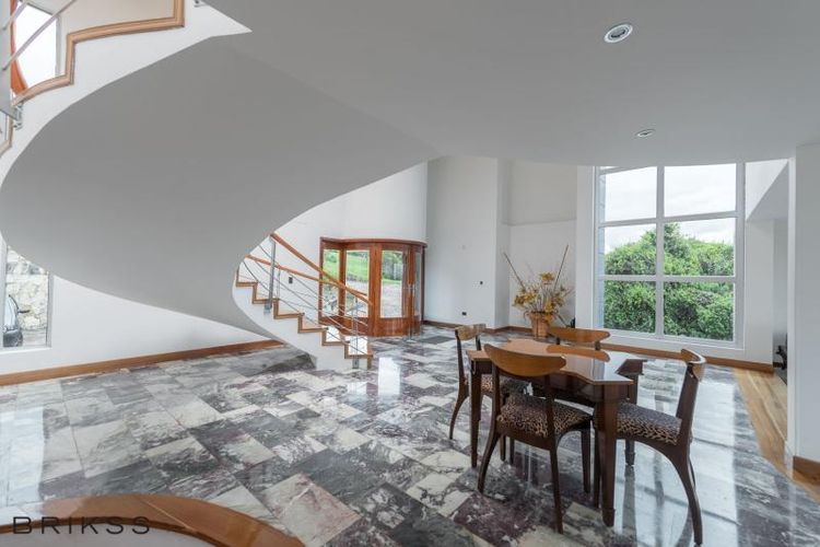 Casa de 4 alcobas en venta en Conejera, Bogotá, 950 m² · foto 8 de 23