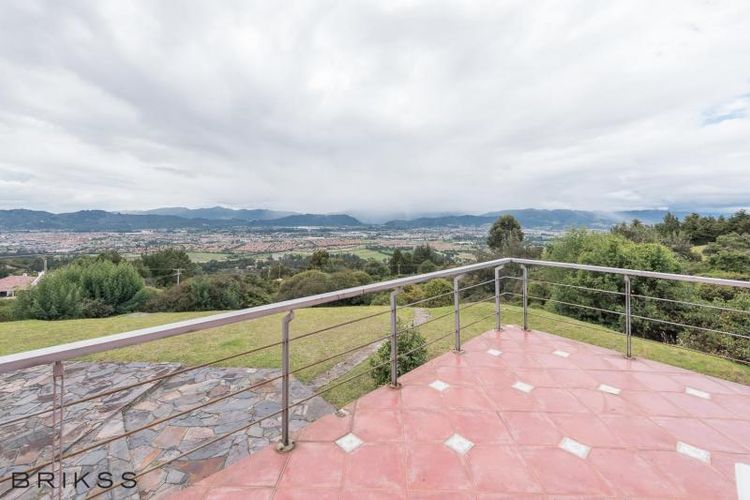 Casa de 4 alcobas en venta en Conejera, Bogotá, 950 m² · foto 14 de 23