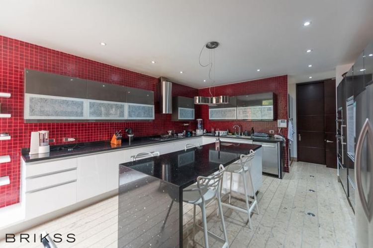 Casa de 4 alcobas en venta en Segundo Contador, Bogotá, 500 m² · foto 3 de 20