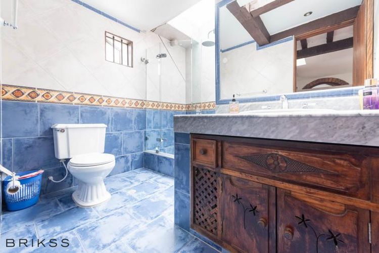 Casa de 5 alcobas en venta en La Calleja, Bogotá, 300 m² · foto 17 de 22