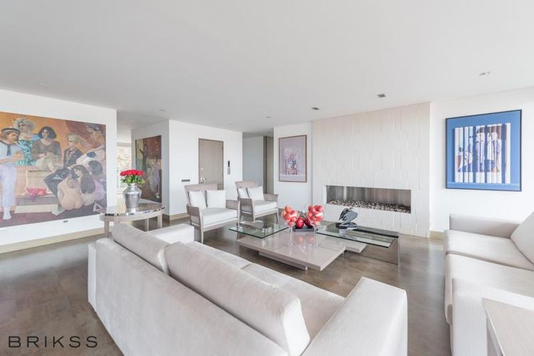 Apartamento de 3 alcobas en venta en Los Rosales, Bogotá, 287 m² · foto 5 de 21