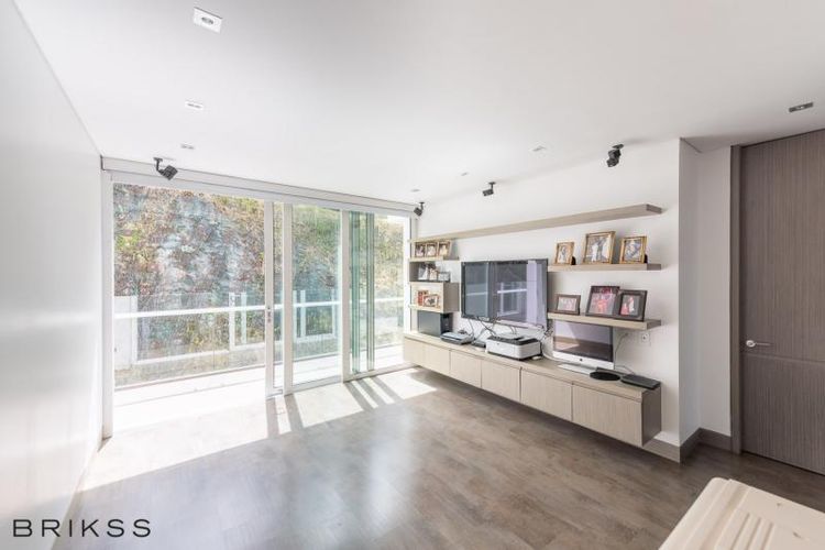 Apartamento de 3 alcobas en venta en Los Rosales, Bogotá, 287 m² · foto 18 de 21