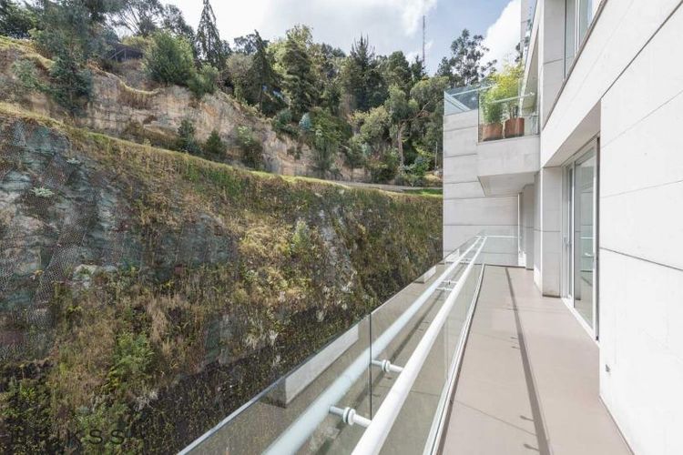 Apartamento de 3 alcobas en venta en Los Rosales, Bogotá, 287 m² · foto 19 de 21