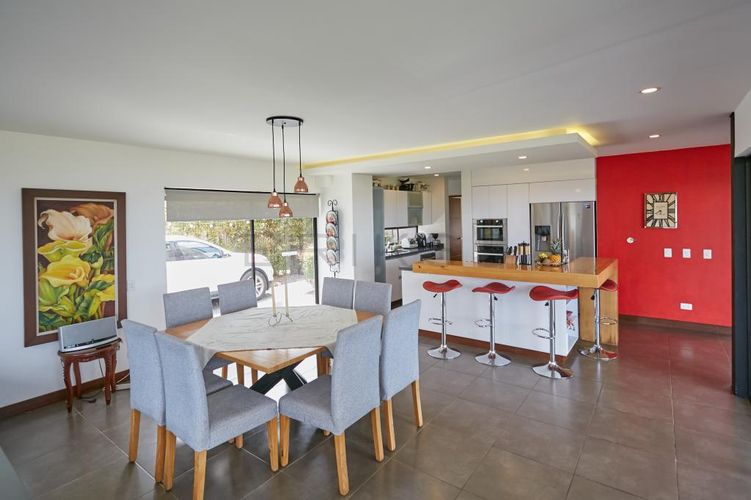 Casa de 4 alcobas en venta en Carrizales, El Retiro, 290 m² · foto 3 de 24
