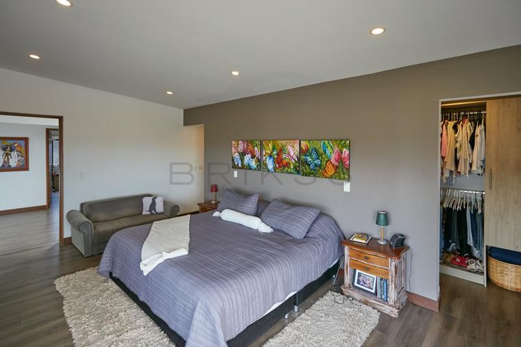 Casa de 4 alcobas en venta en Carrizales, El Retiro, 290 m² · foto 23 de 24