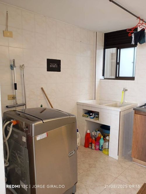 Apartamento de 3 alcobas en venta en Estambul, Manizales, 73 m² · foto 13 de 15