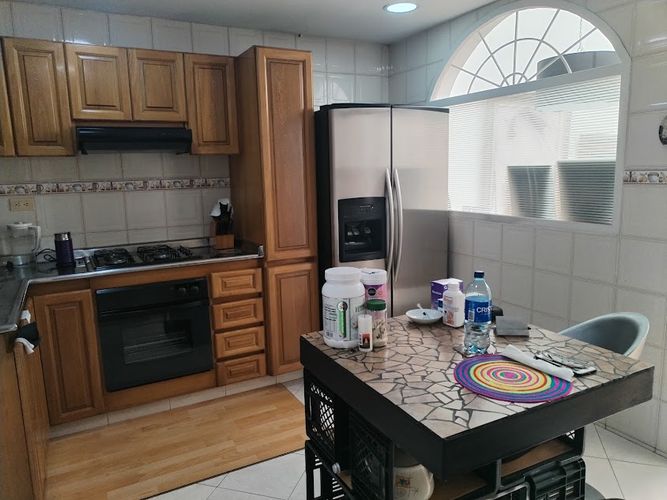 Casa de 4 alcobas en venta en Los Andes, Bogotá, 260 m² · foto 10 de 24