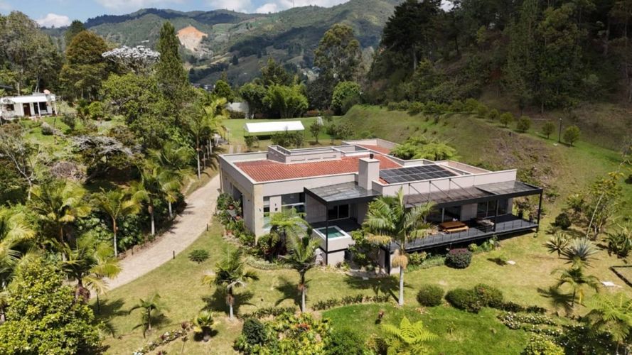 Finca en arriendo en Los Salados, El Retiro, 850 m² · foto 3 de 19