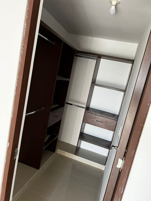 Apartamento de 3 alcobas en venta en Ciudad Jardin, Cali, 105 m² · foto 18 de 23