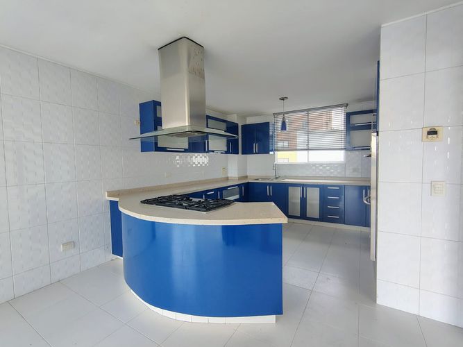 Apartamento de 4 alcobas en venta en Sotomayor, Bucaramanga, 400 m² · foto 8 de 24