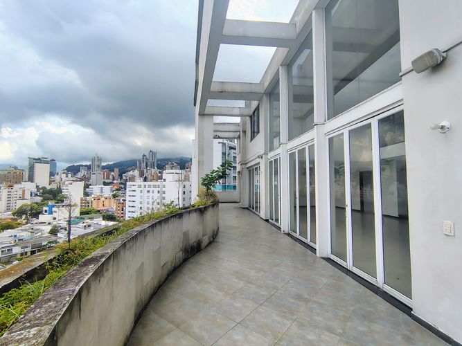 Apartamento de 4 alcobas en venta en Sotomayor, Bucaramanga, 400 m² · foto 24 de 24