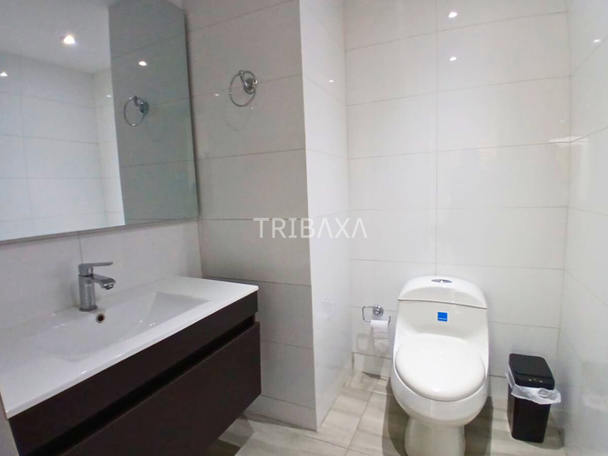 Casa de 4 alcobas en venta en Santa Barbara Central, Bogotá, 325 m² · foto 3 de 14