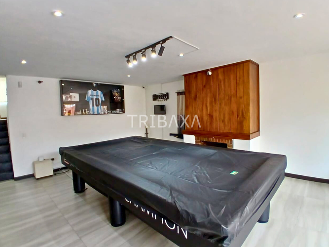 Casa de 4 alcobas en venta en Santa Barbara Central, Bogotá, 325 m² · foto 10 de 14