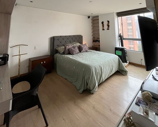 Apartamento de 3 alcobas en venta en Loma Del Chocho, Envigado, 170 m² · foto 10 de 17