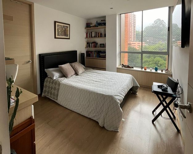 Apartamento de 3 alcobas en venta en Loma Del Chocho, Envigado, 170 m² · foto 11 de 17
