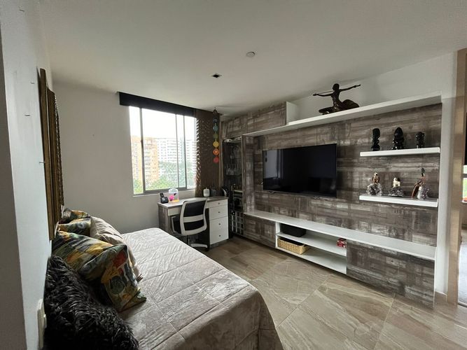 Apartamento de 3 alcobas en venta en Loma Del Chocho, Envigado, 170 m² · foto 7 de 17