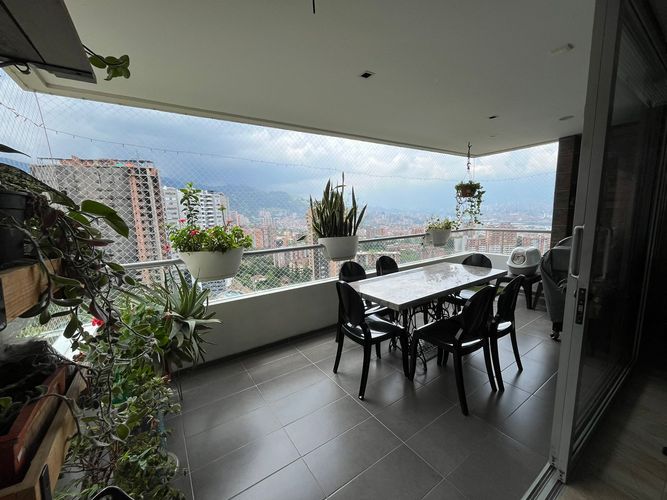 Apartamento de 3 alcobas en venta en Loma Del Chocho, Envigado, 170 m² · foto 17 de 17