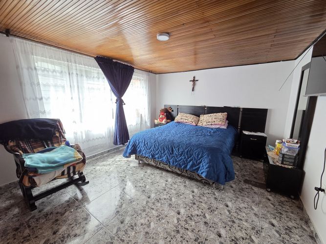 Casa de 7 alcobas en venta en Prado Pinzon, Bogotá, 240 m² · foto 6 de 24