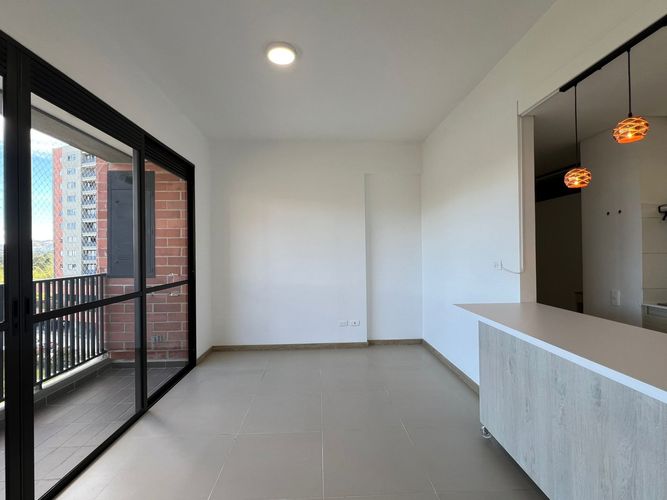 Apartamento de 3 alcobas en venta en El Porvenir, Rionegro, 76 m² · foto 3 de 13