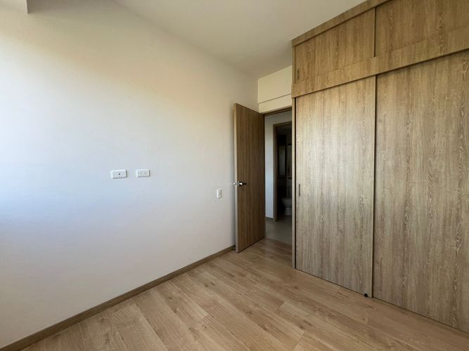 Apartamento de 3 alcobas en venta en El Porvenir, Rionegro, 76 m² · foto 9 de 13