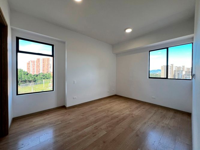 Apartamento de 3 alcobas en venta en El Porvenir, Rionegro, 76 m² · foto 10 de 13