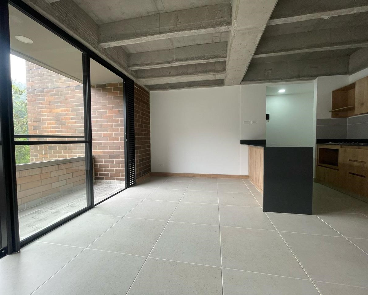 Apartamento en venta en El Poblado, Medellín · foto 2 de 12